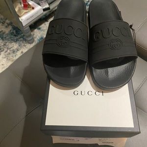 NWT and box men’s Gucci slides size 12